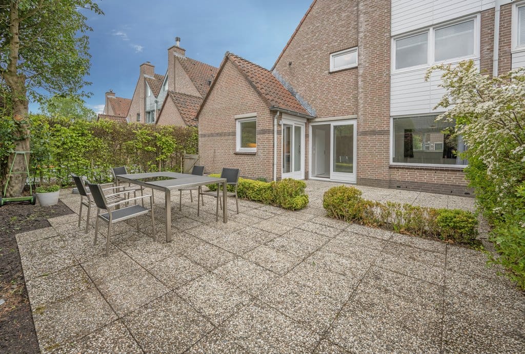 Photo 15 of Haya van Somerenstraat 32