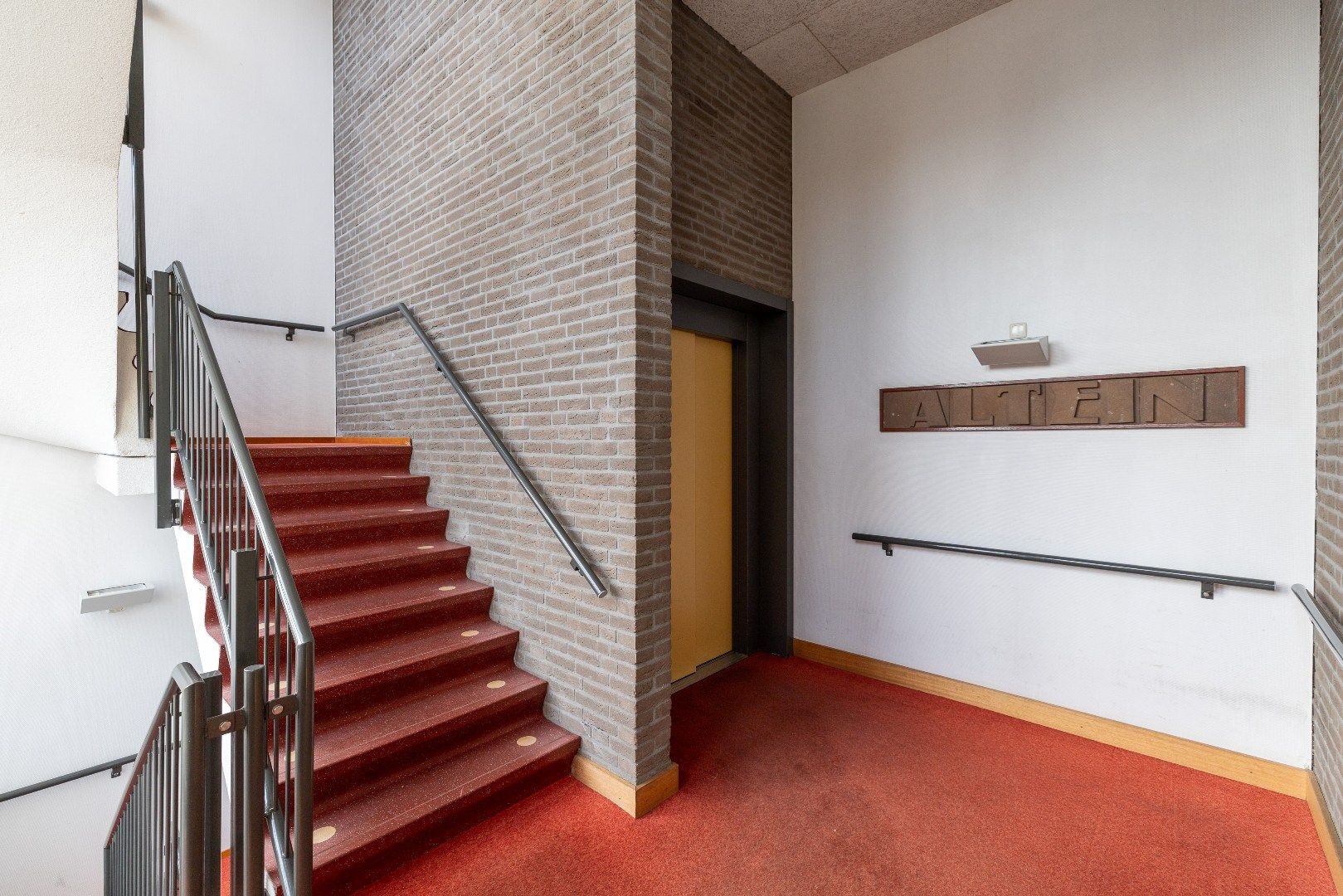 Foto 6 van Westeinde 35-C