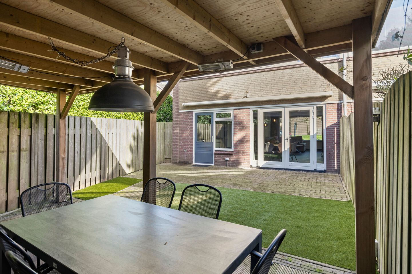 Photo 34 of Eikstraat 19