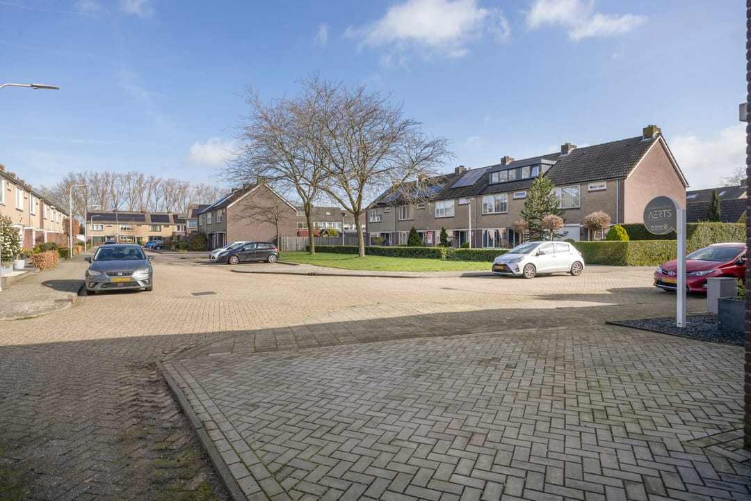 Photo 38 of Eikstraat 19