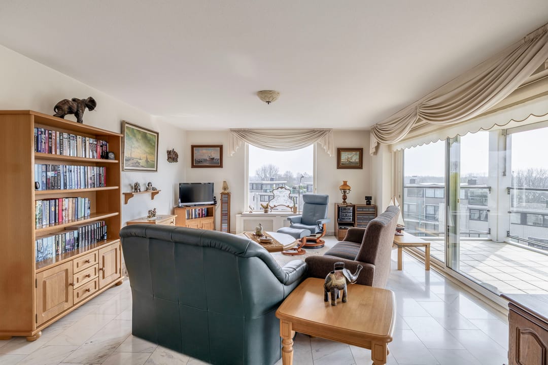 Photo 16 of Van Leeuwenhoekstraat 152