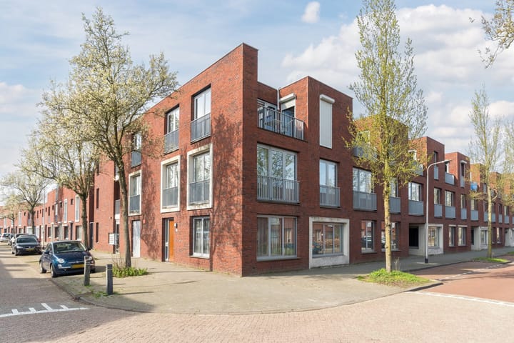 Veestraat 133-04