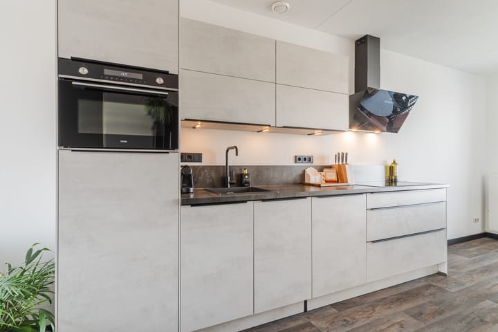 Photo 3 of Veestraat 133-04