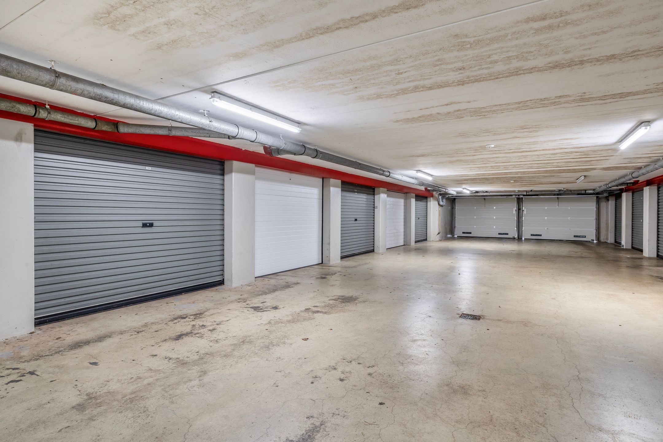 Photo 33 of Van Leeuwenhoekstraat 152