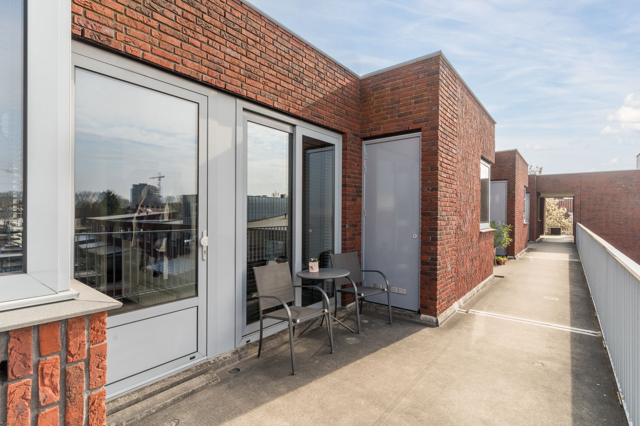 Foto 33 van Veestraat 133-04