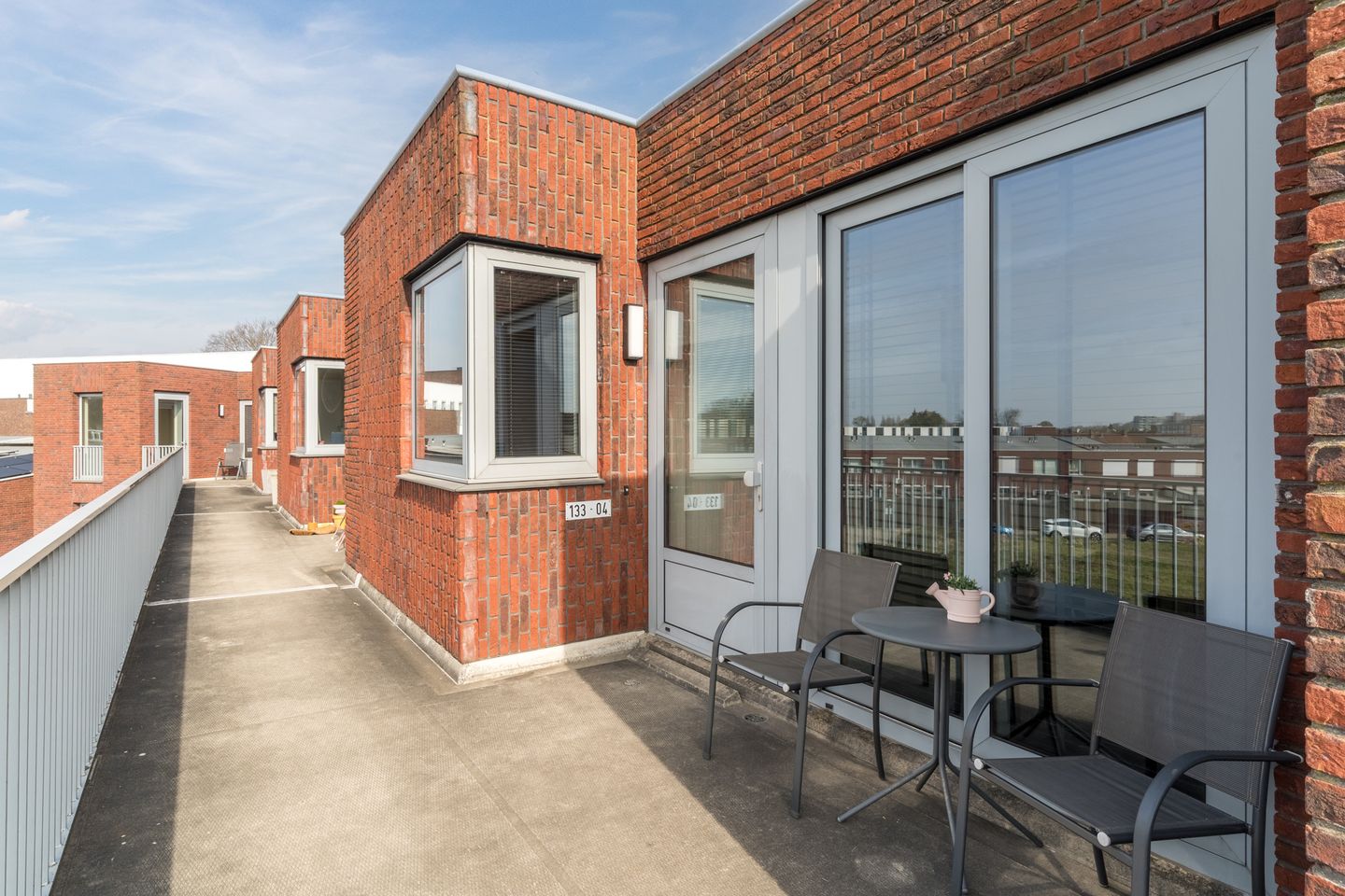 Foto 35 van Veestraat 133-04