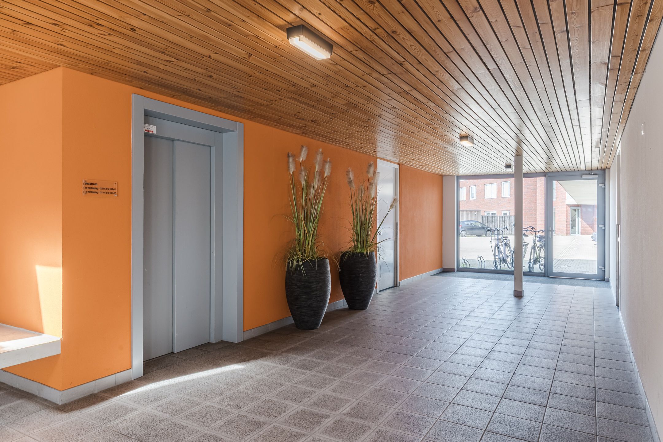 Foto 36 van Veestraat 133-04