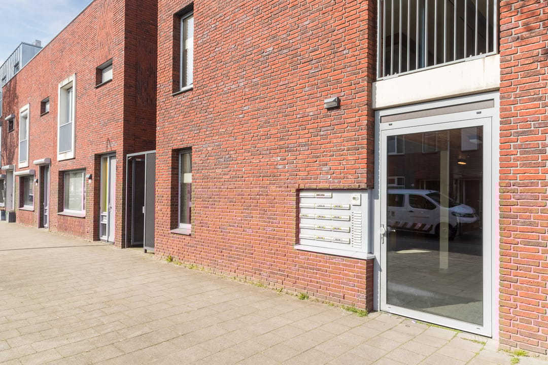 Foto 41 van Veestraat 133-04