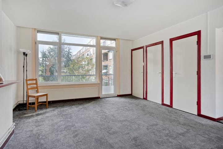 Photo 4 of Marentakstraat 9-B01