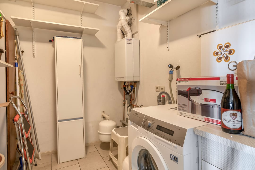 Photo 32 of Van Leeuwenhoekstraat 152