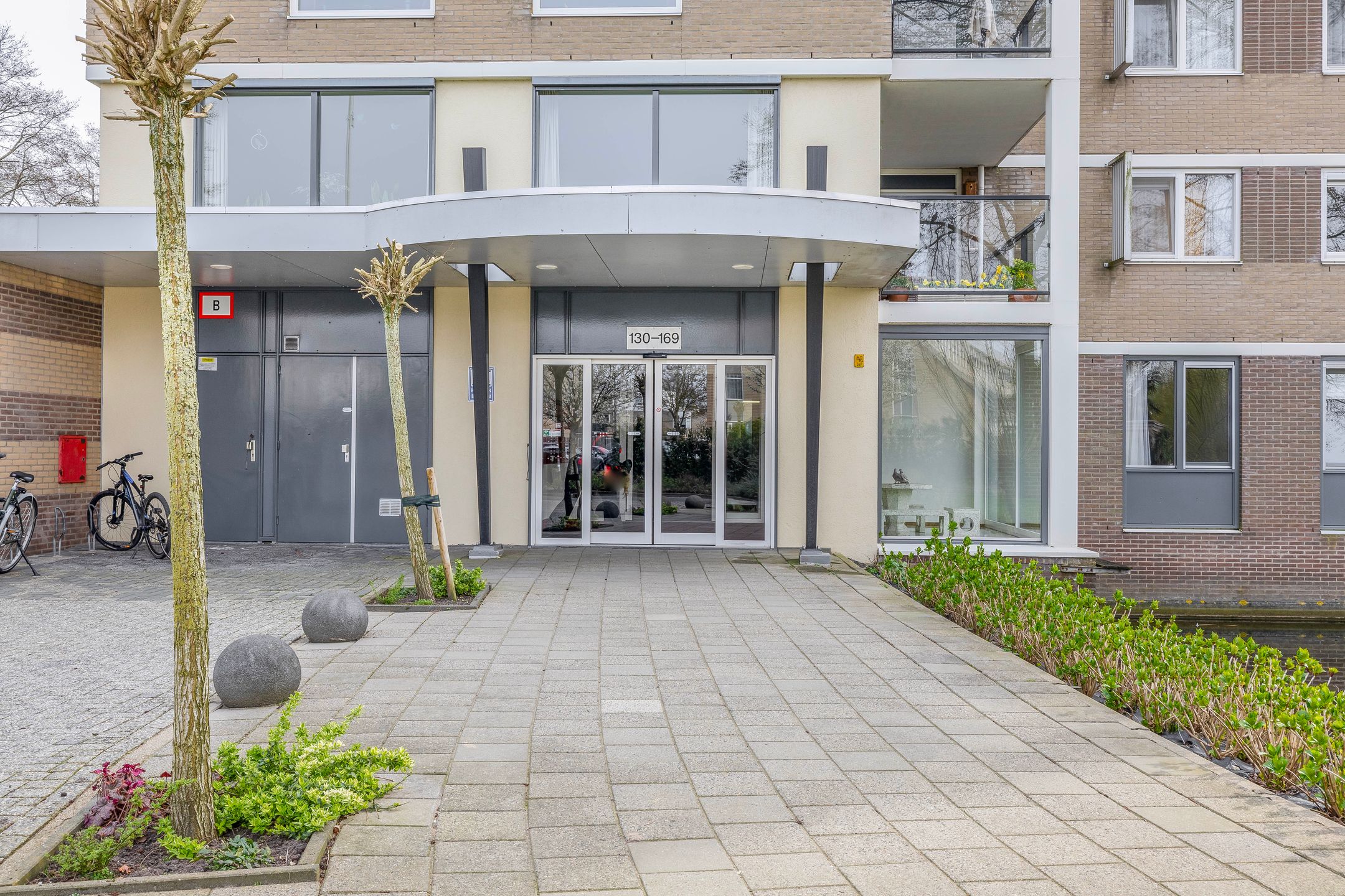 Photo 6 of Van Leeuwenhoekstraat 152