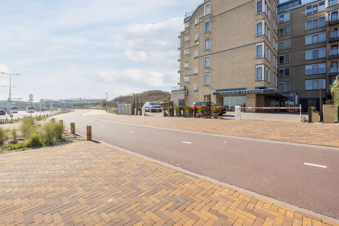 Foto 2 van Deltaplein 697