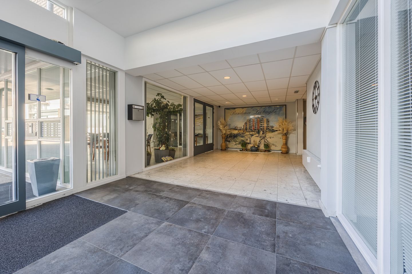 Foto 4 van Deltaplein 697