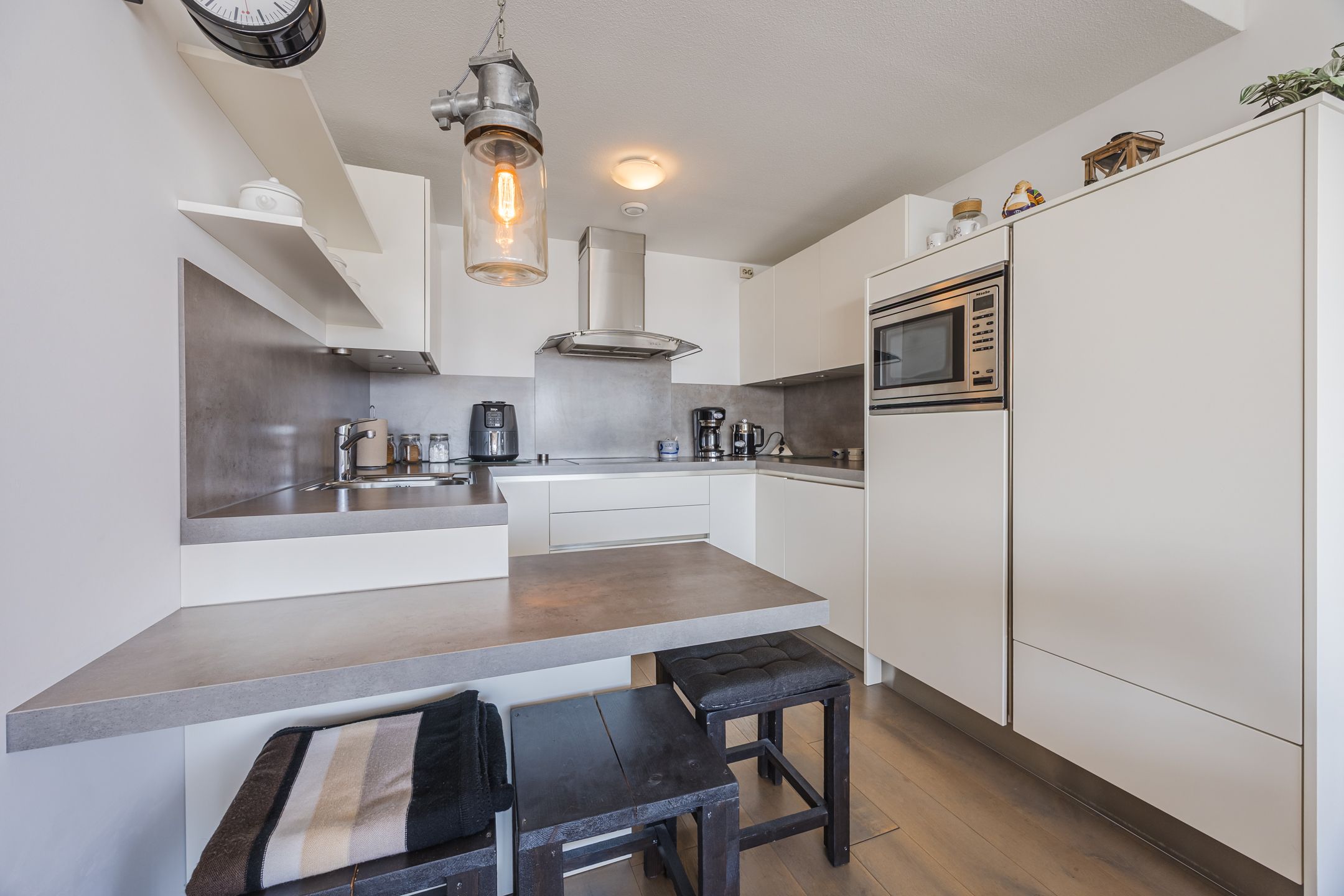 Foto 15 van Deltaplein 697