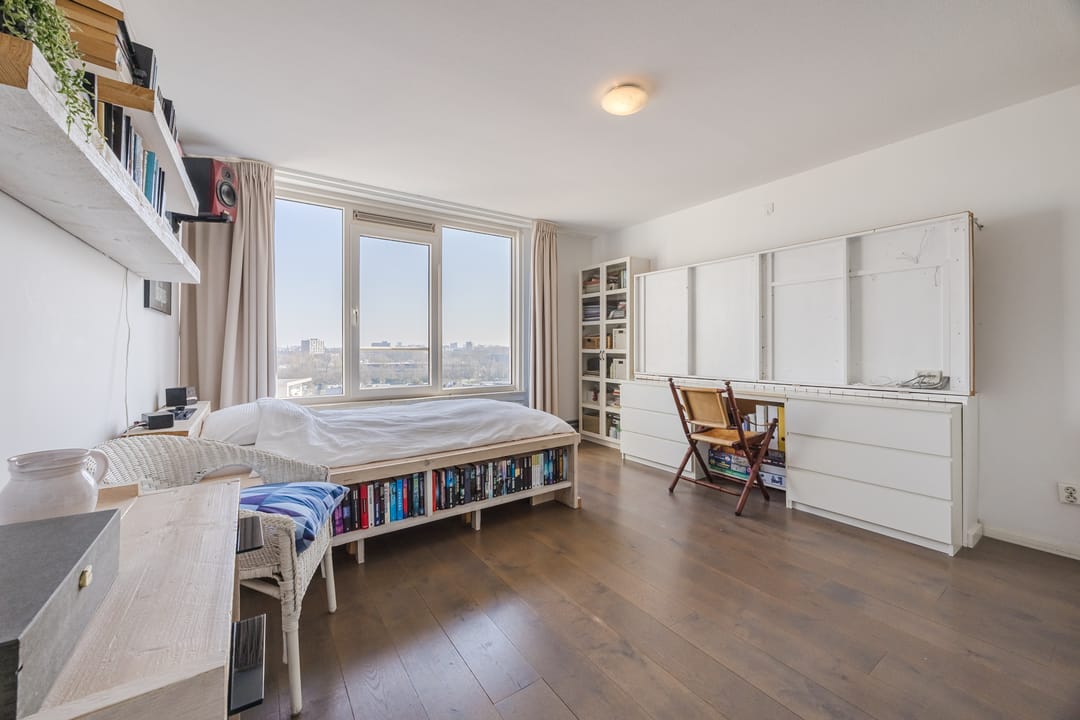 Foto 23 van Deltaplein 697