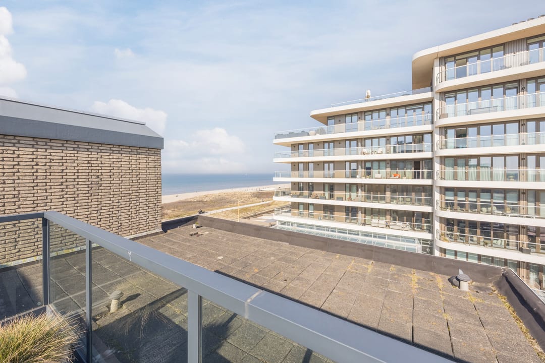 Foto 32 van Deltaplein 697