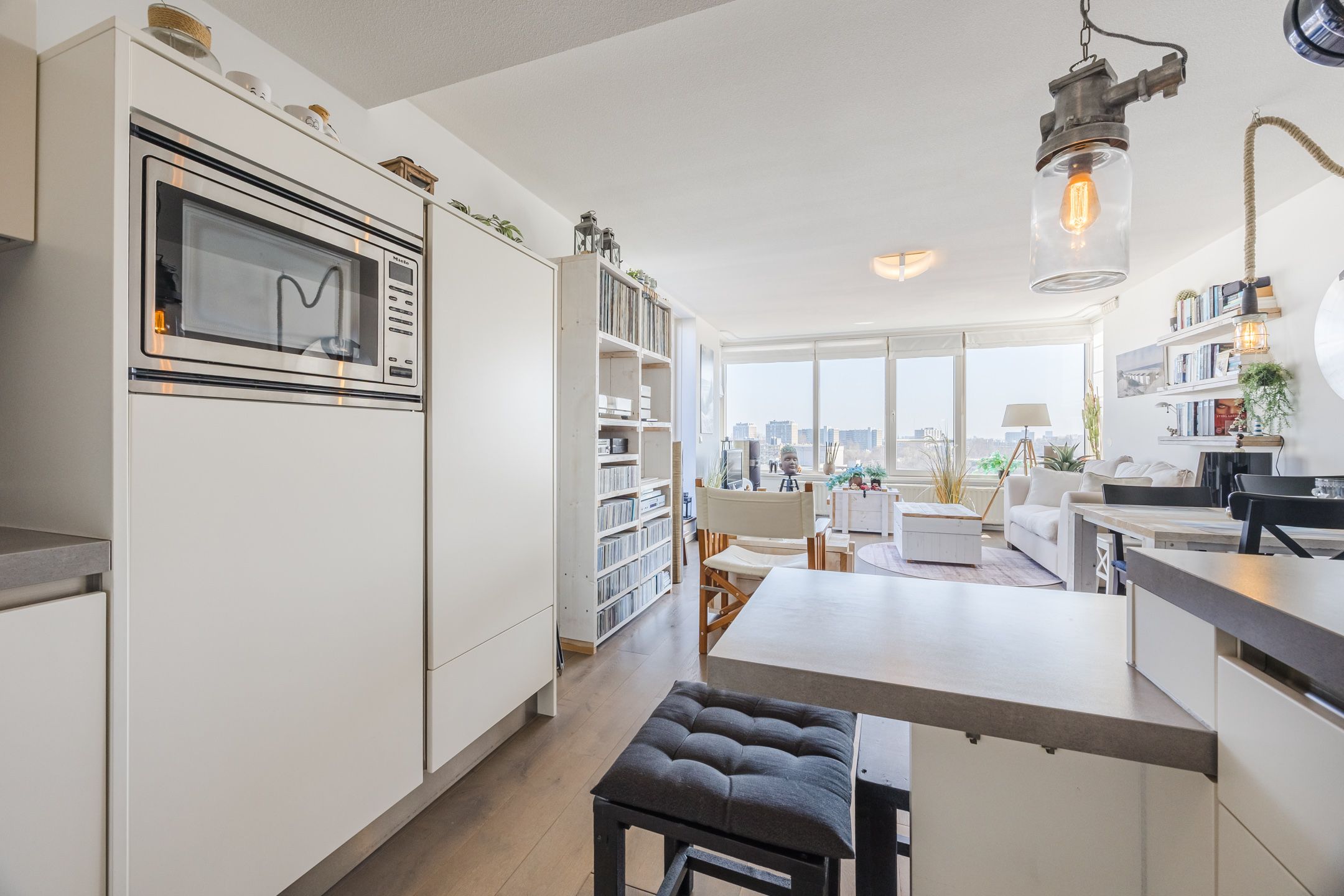 Foto 18 van Deltaplein 697