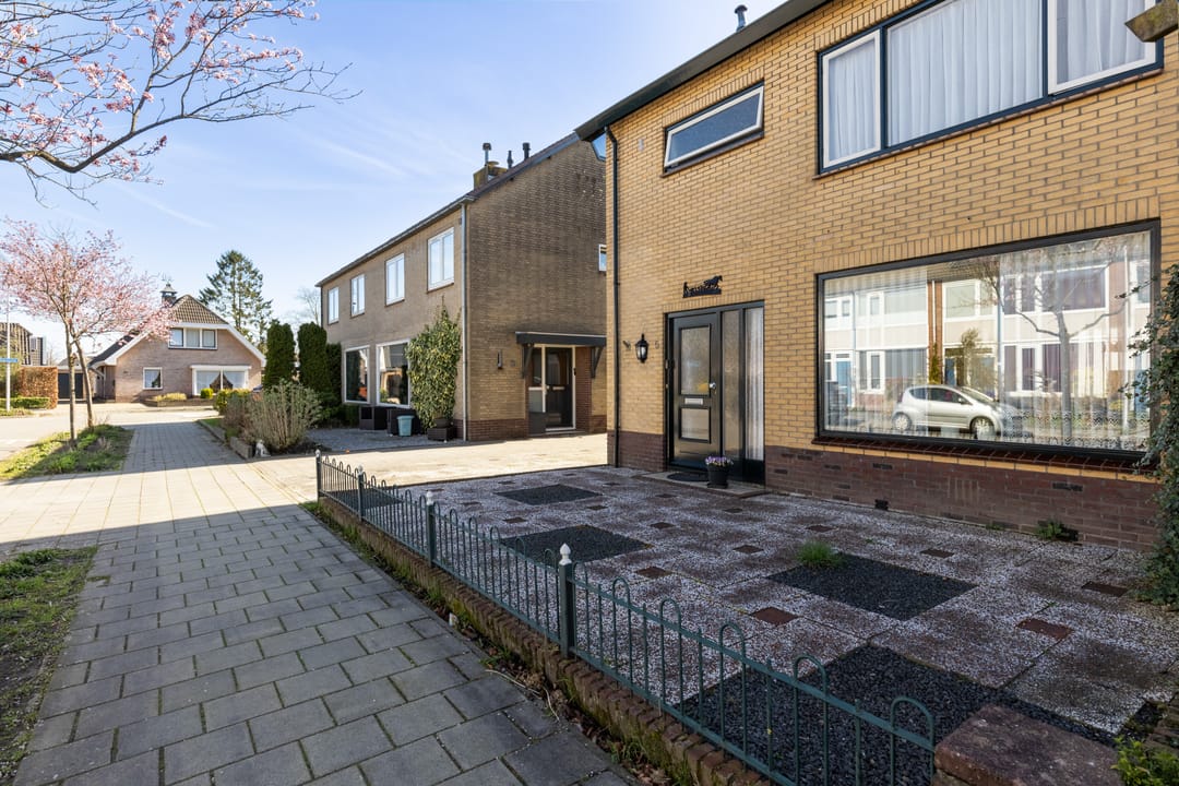 Photo 8 of Van Hogendorplaan 5