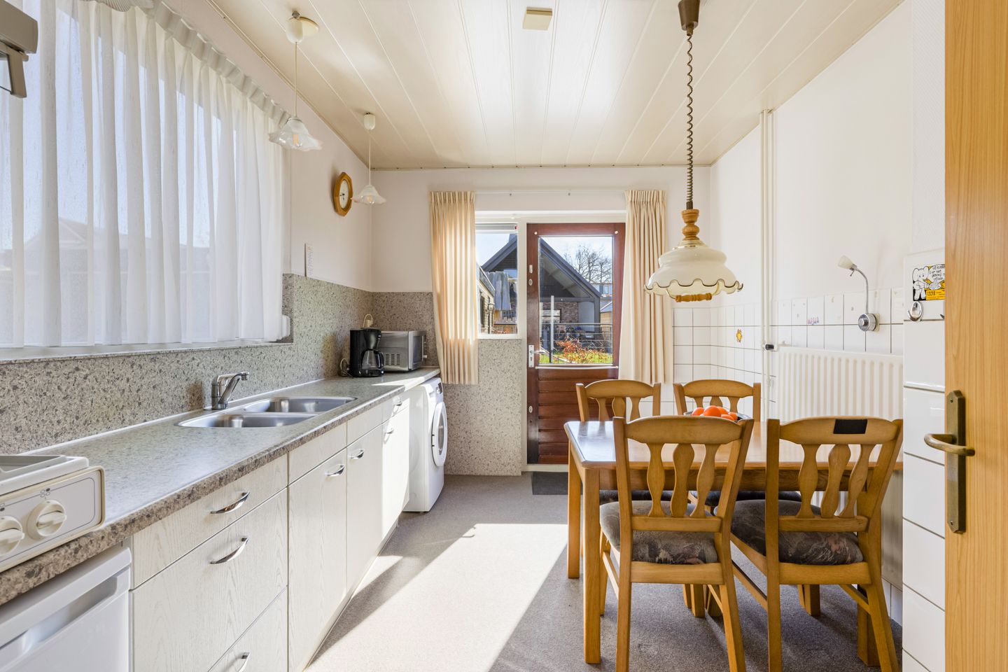 Photo 19 of Van Hogendorplaan 5