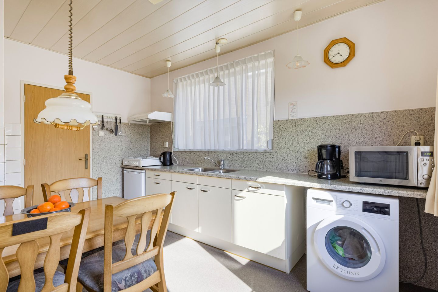 Photo 20 of Van Hogendorplaan 5