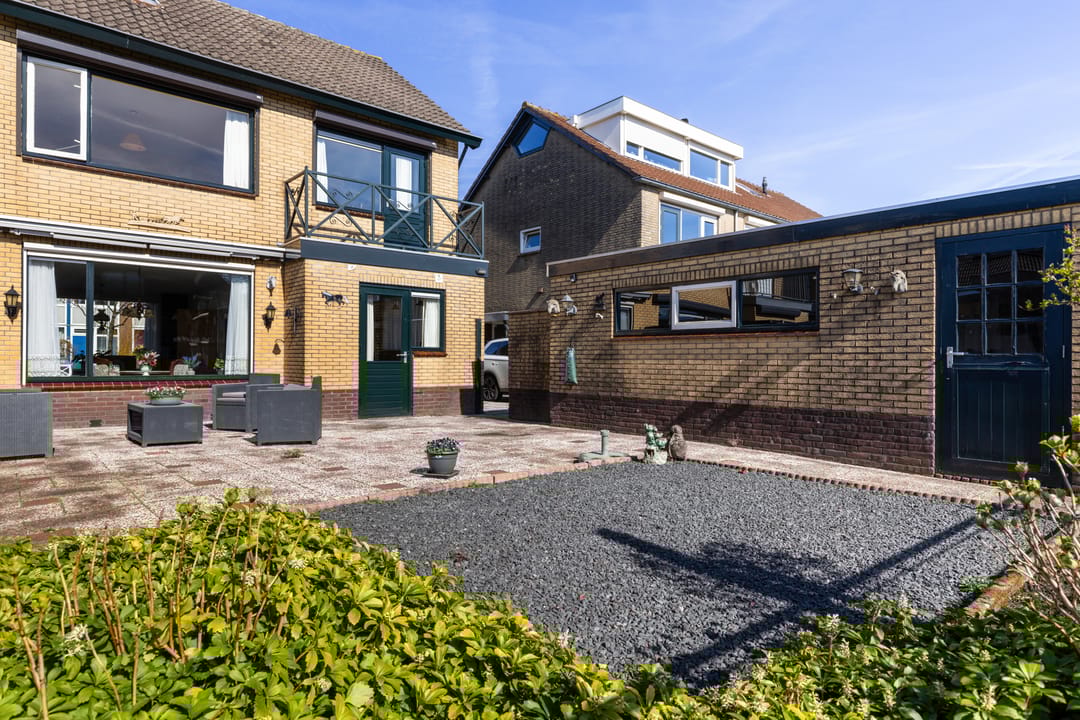 Photo 37 of Van Hogendorplaan 5