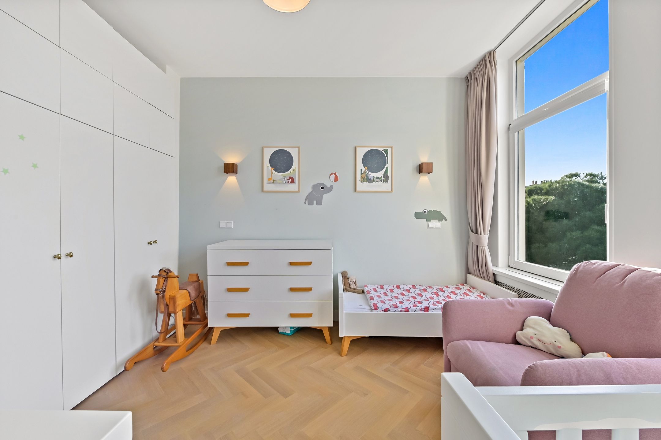Photo 42 of Van Aerssenstraat 107