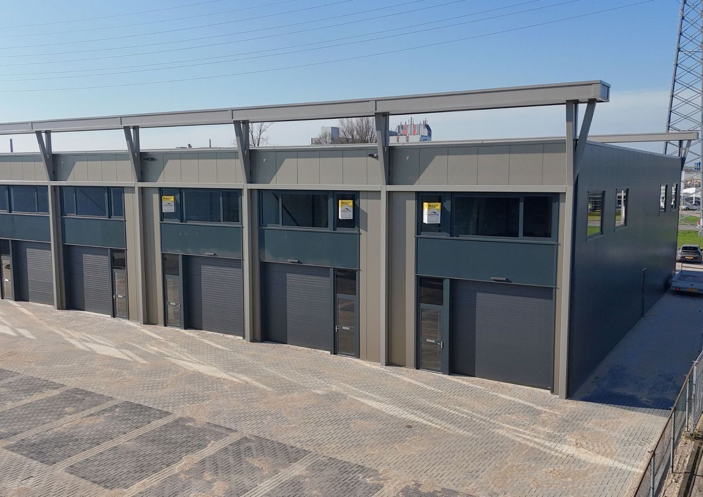 Bekijk foto 2 van Duisburgstraat 17