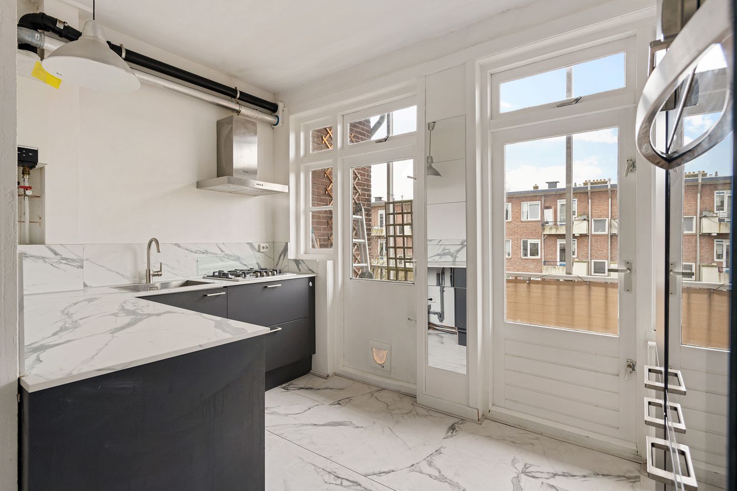 Photo 4 of Admiraal De Ruijterweg 507-3