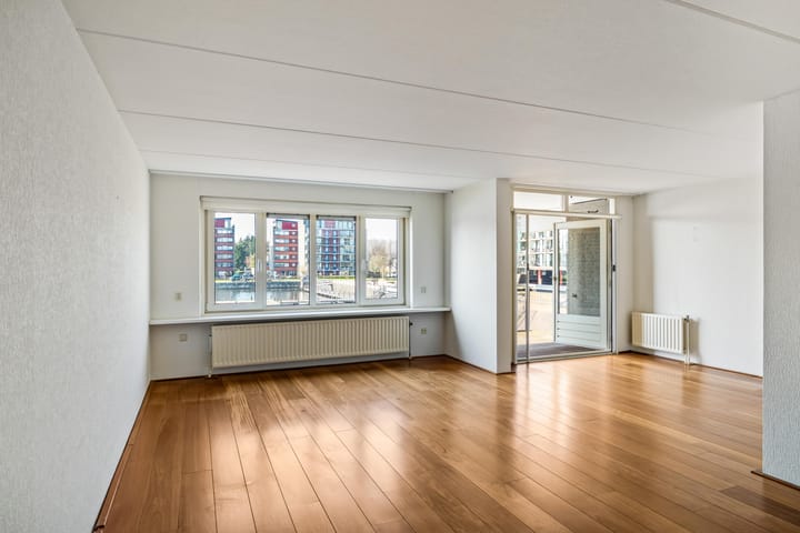 Photo 3 of M.K. Gandhiplein 32