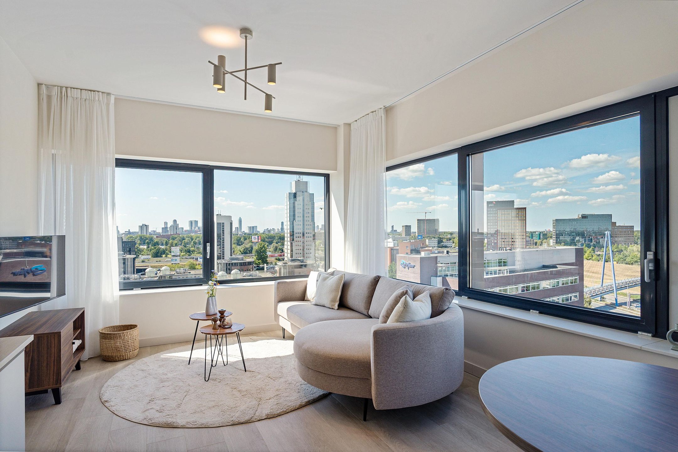 Foto 21 van Rivium 1e straat 69-J