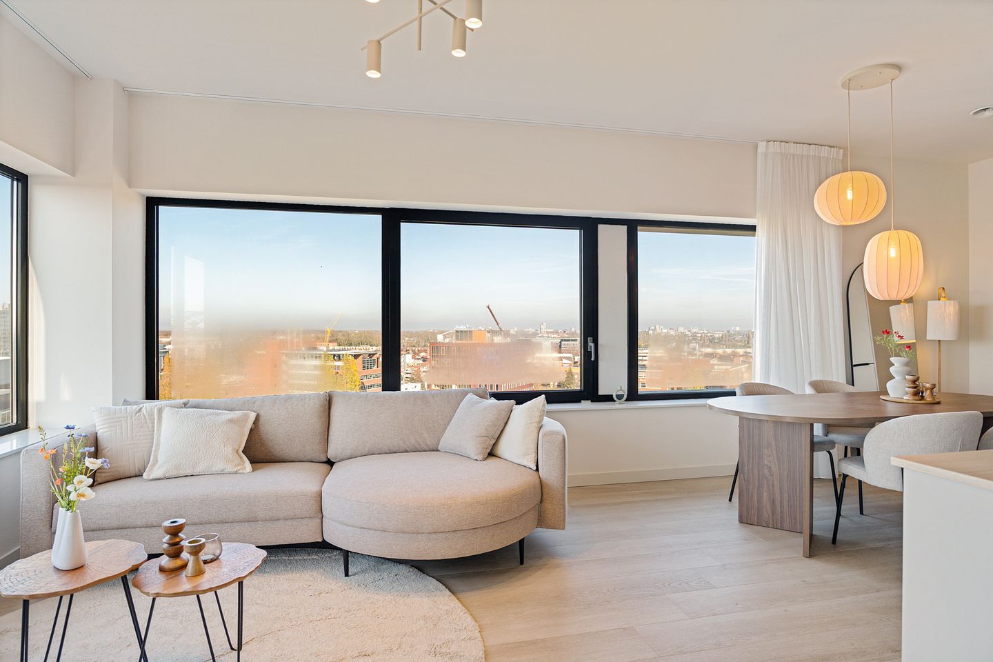 Foto 25 van Rivium 1e straat 69-J