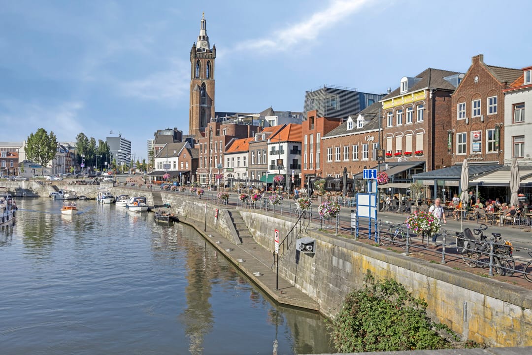 Photo 28 of Roersingel 57