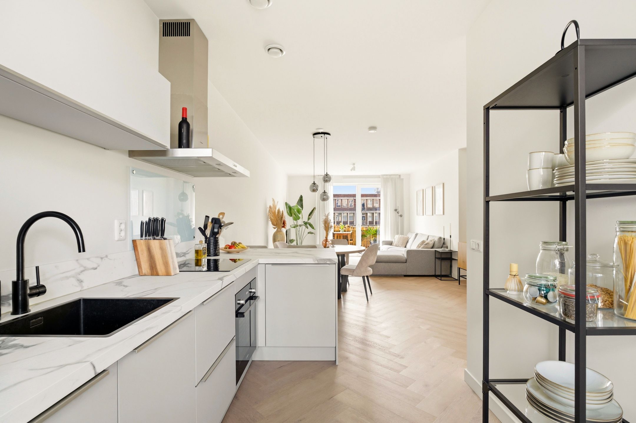 Foto 24 van Van Suchtelen van de Haarestraat 107