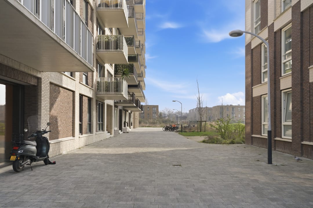 Foto 37 van Van Suchtelen van de Haarestraat 107