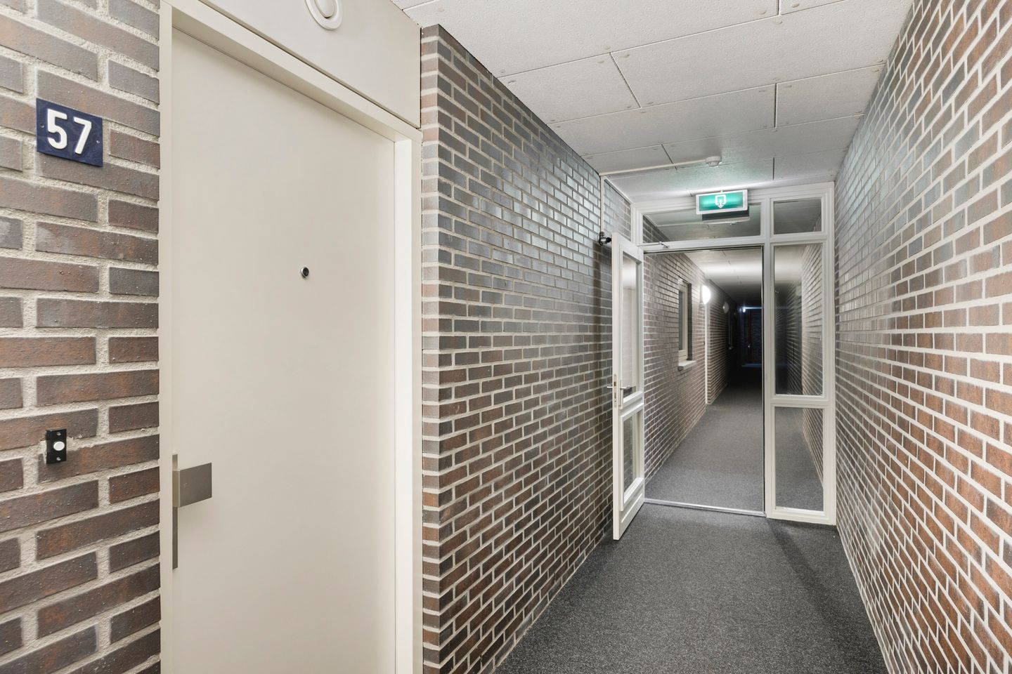 Photo 20 of Roersingel 57