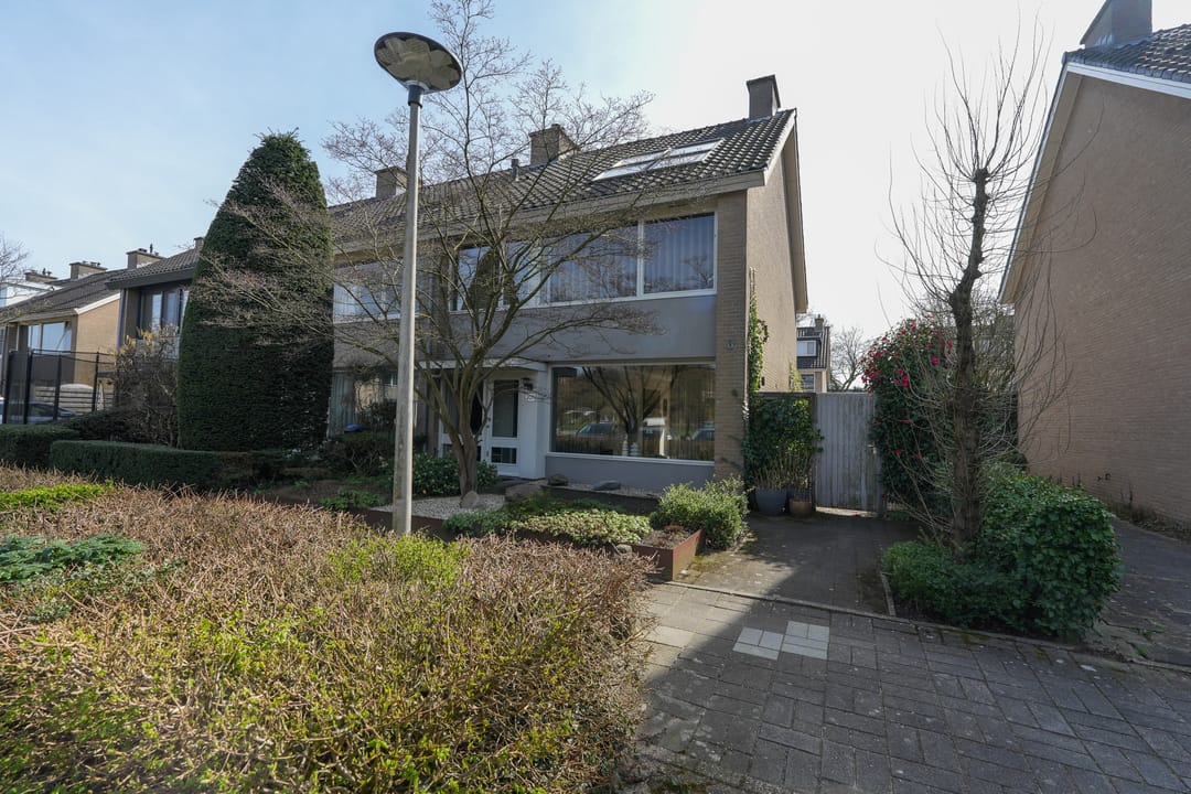 Foto 1 van Weezenhof 2071