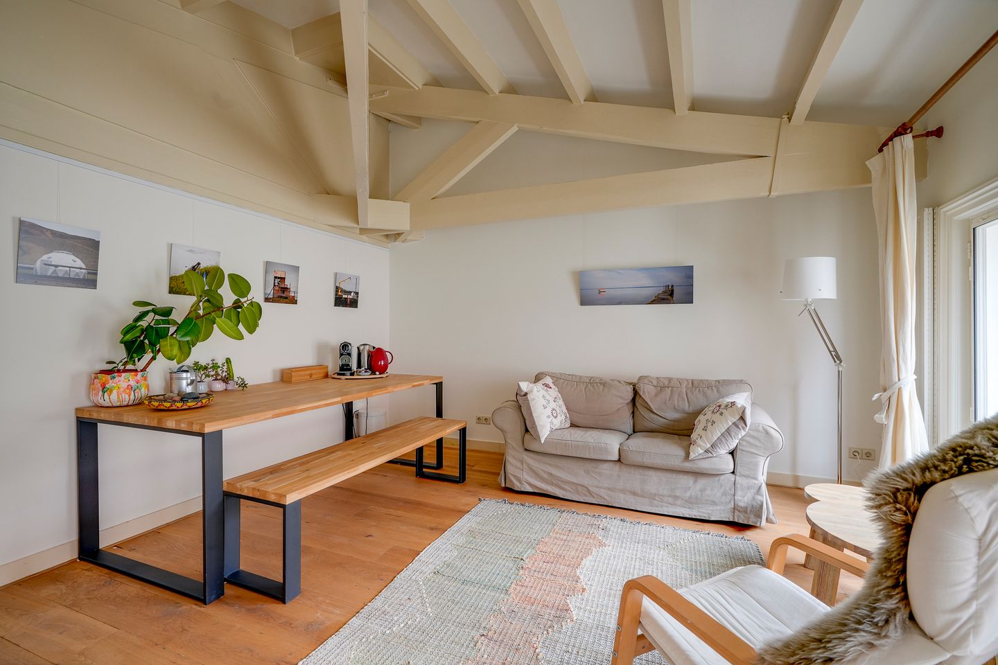 Spacious Upper Apartment with Terrace near Utrecht City Center — 19