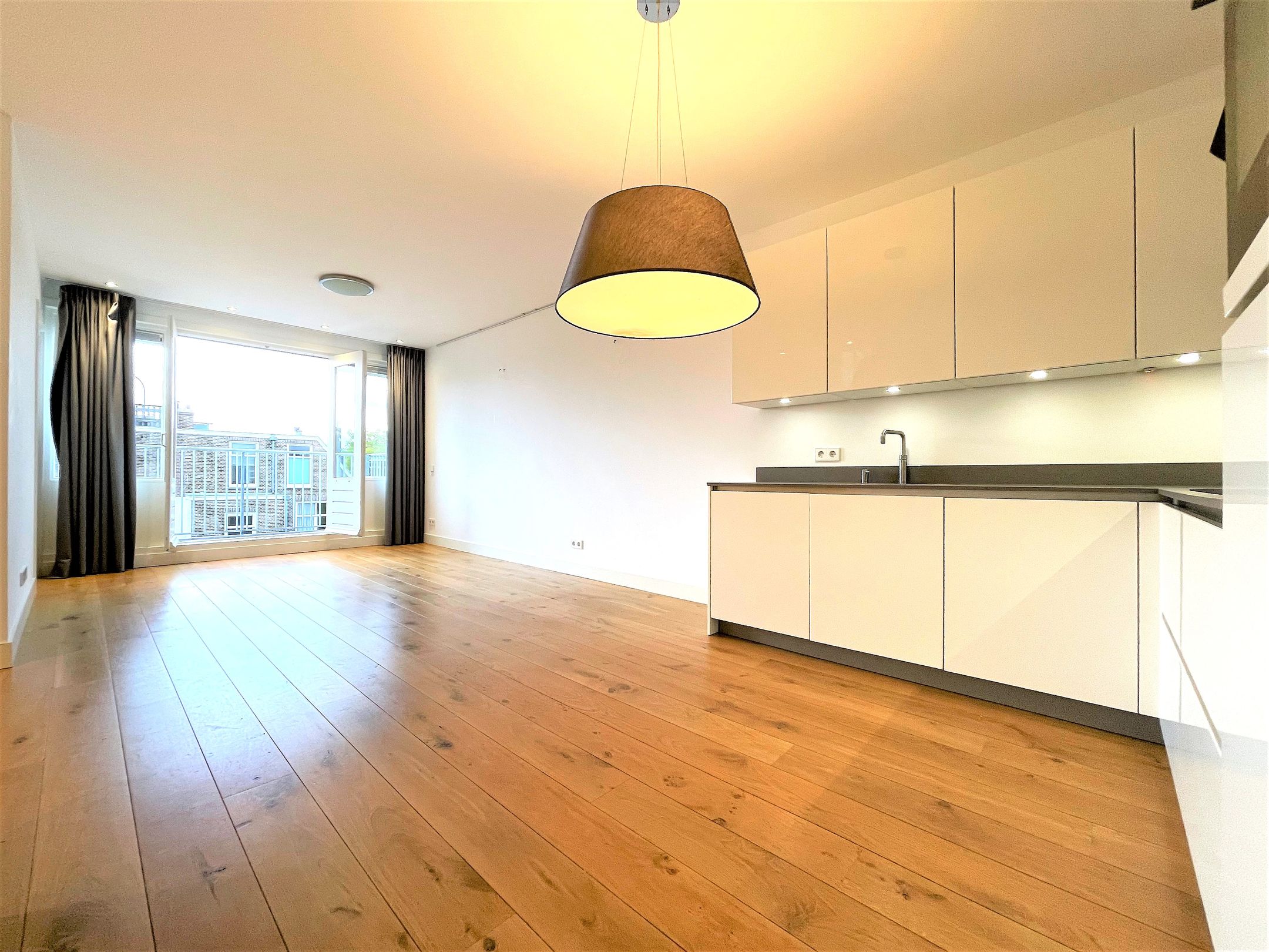 Foto 6 van Wouwermanstraat 41-E