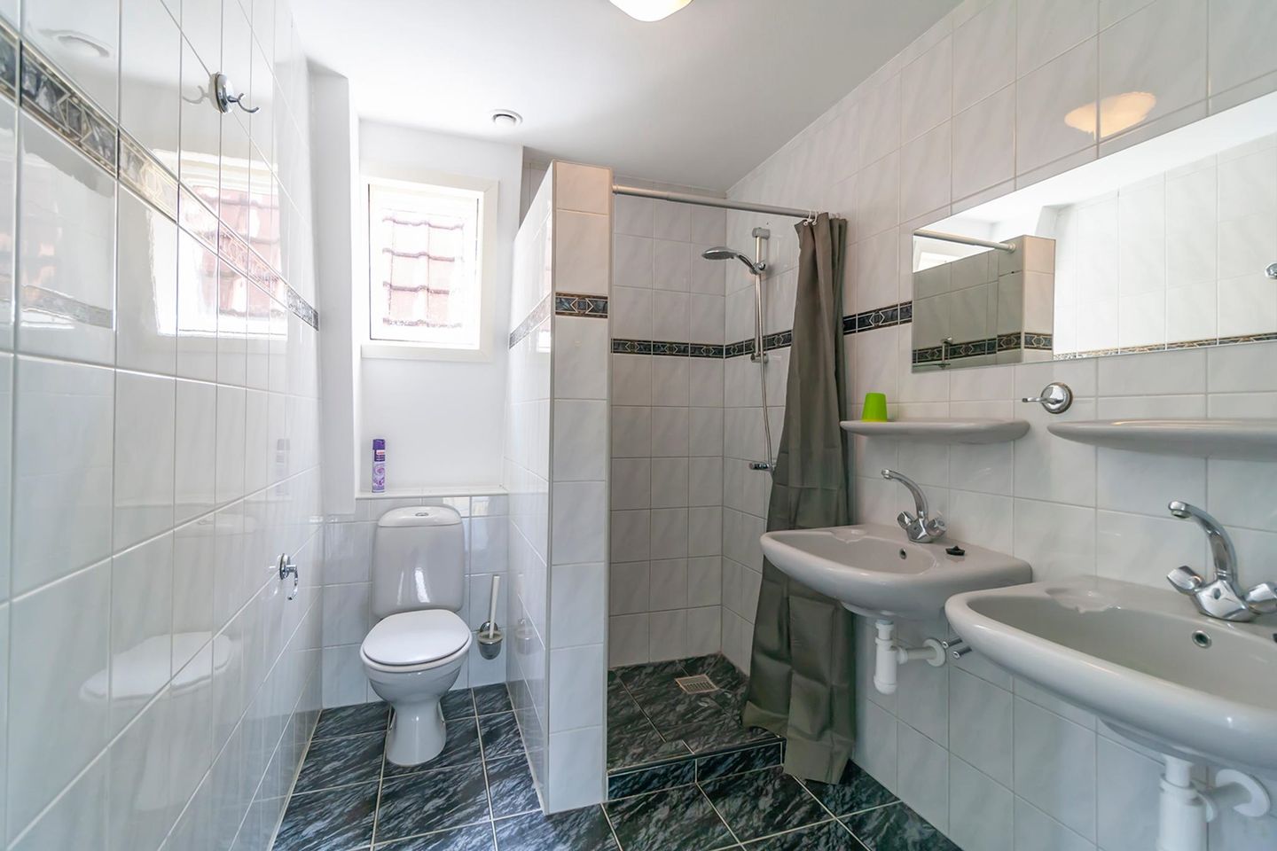 Foto 25 van Graaf Willemlaan 29