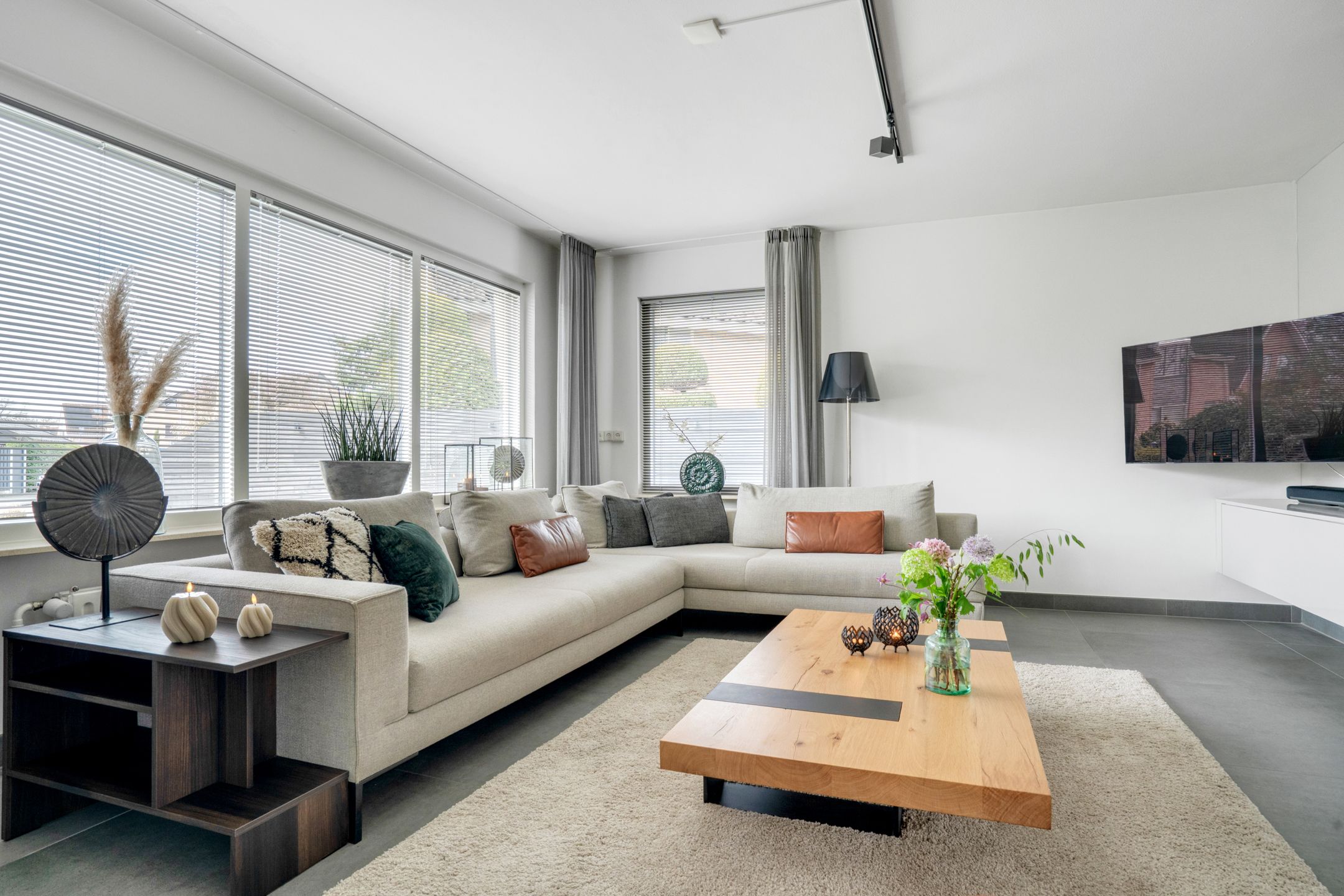 Photo 12 of Louis Bouwmeesterstraat 96