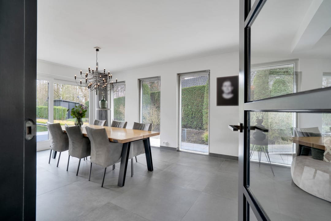 Photo 11 of Louis Bouwmeesterstraat 96