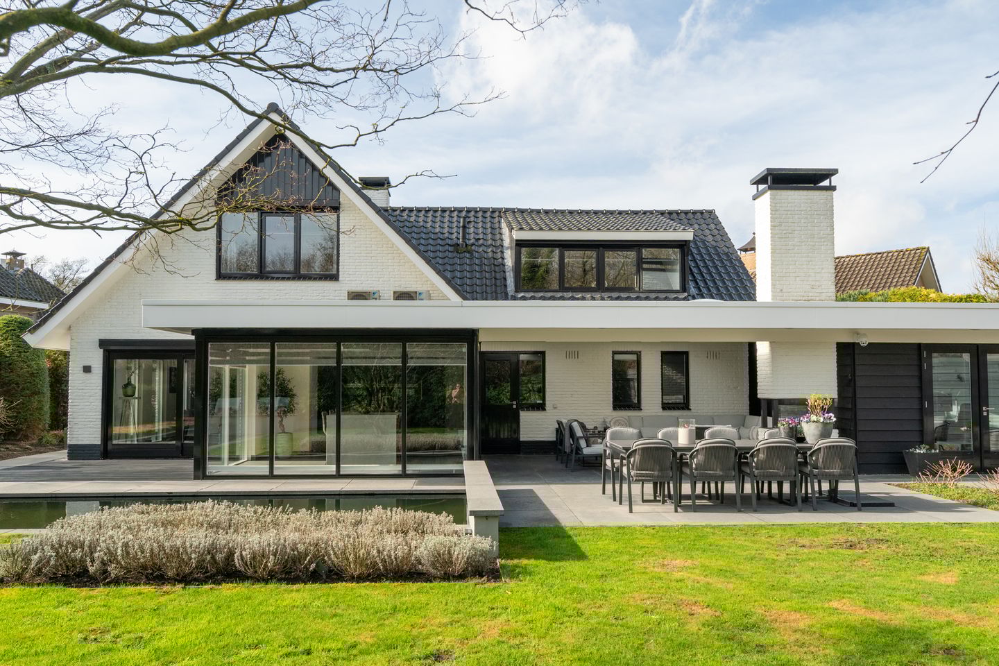 Photo 49 of Louis Bouwmeesterstraat 96