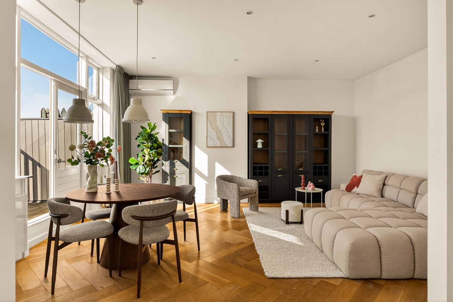 Photo 4 of Pieter de Hoochstraat 16-4