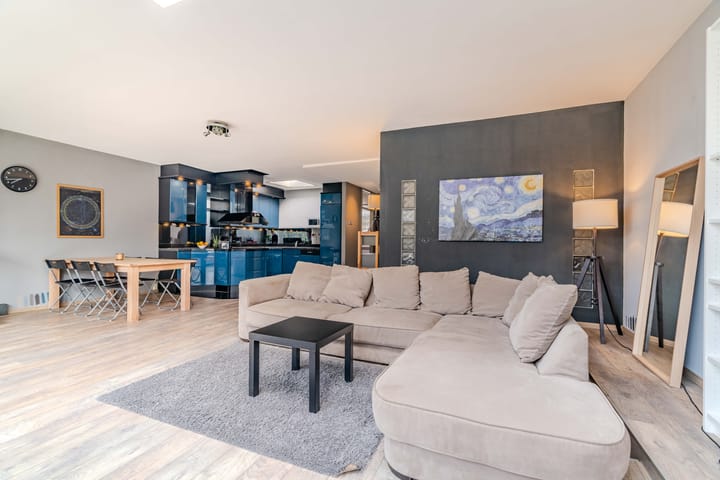Appartement te koop: Albert Verweylaan 5, Delft
