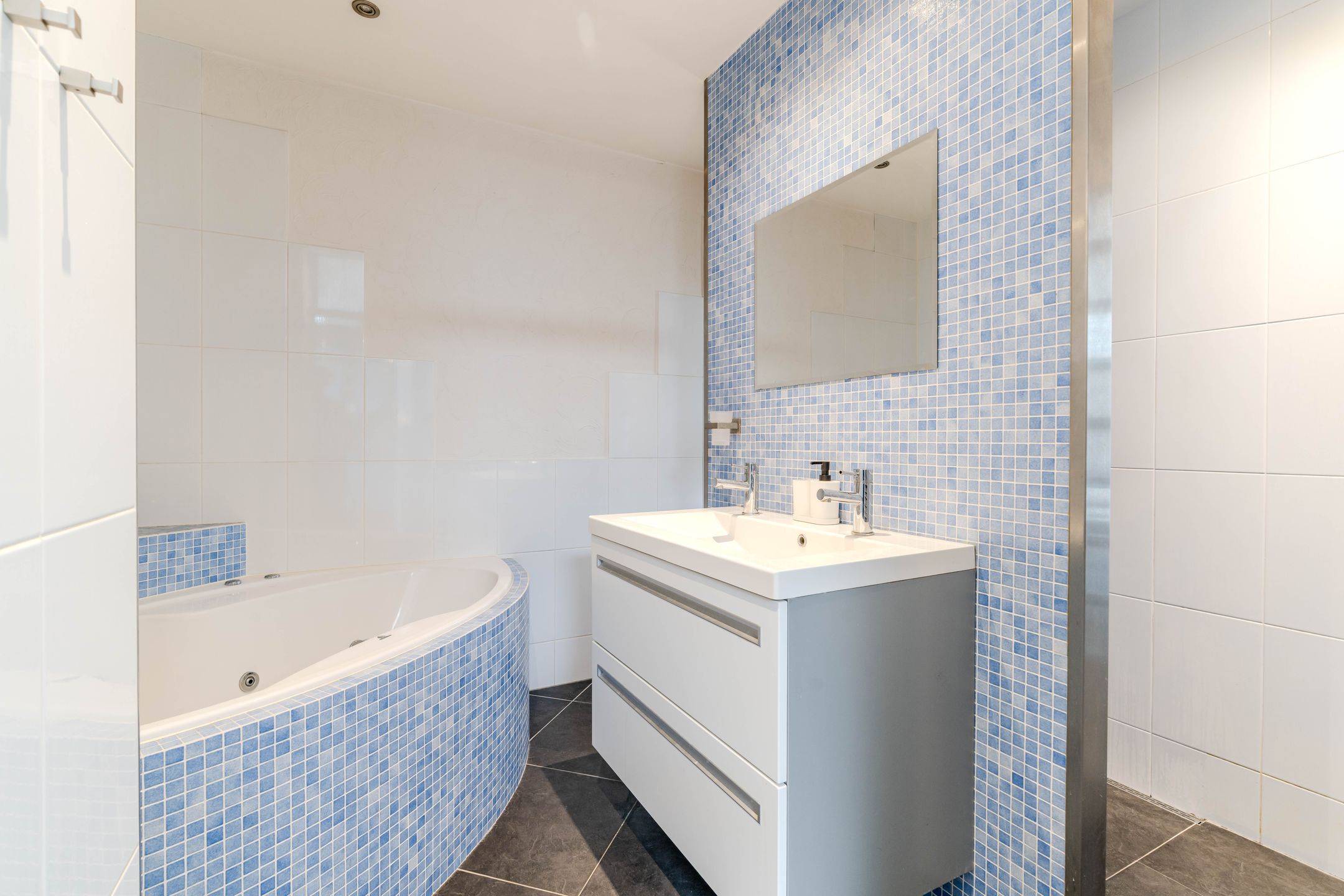 Foto 3 van Albert Verweylaan 5