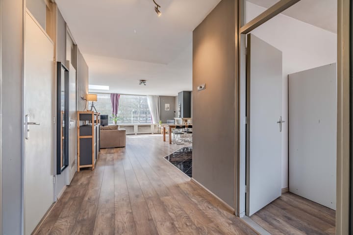 Appartement te koop: Albert Verweylaan 5, Delft