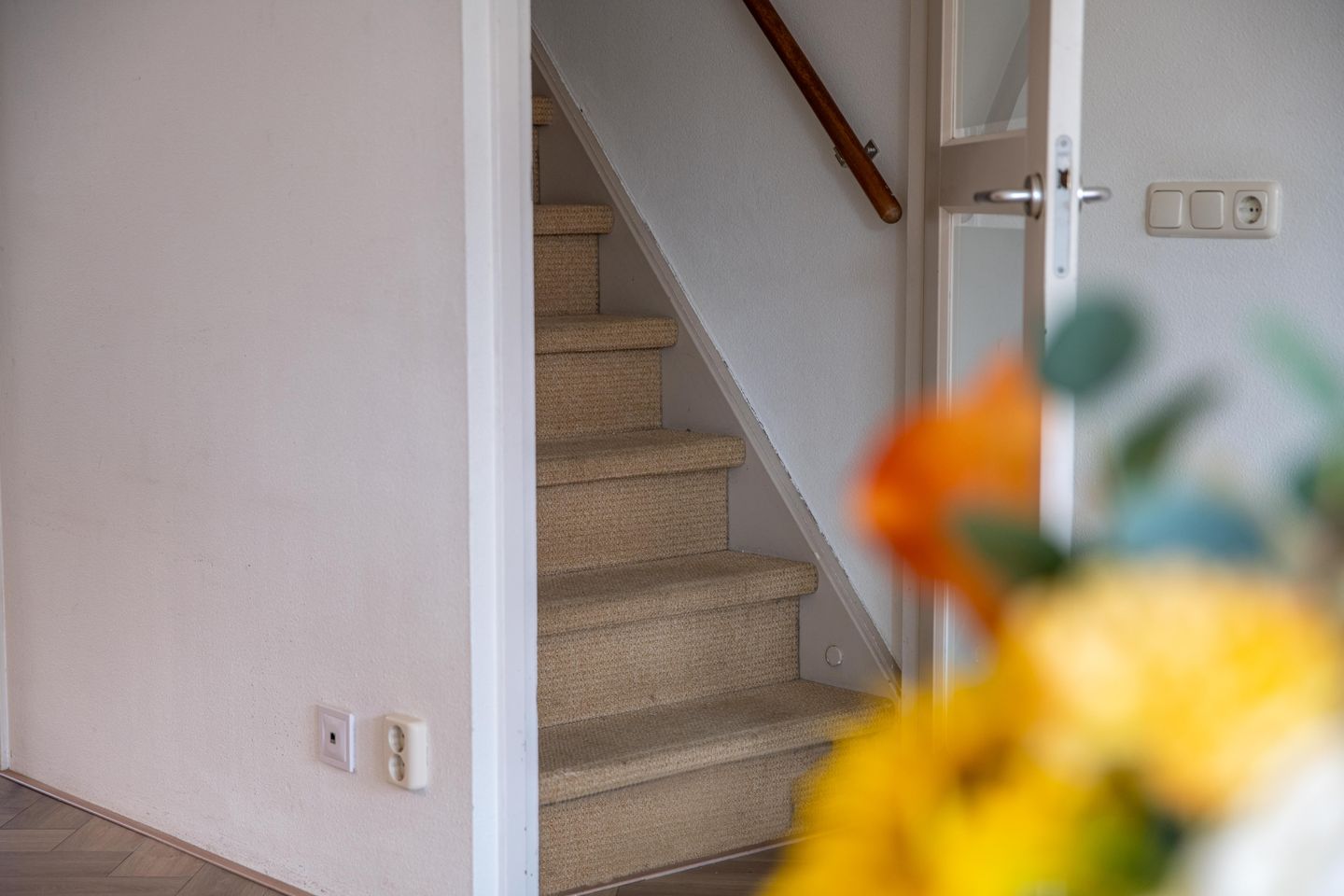 Spacious extended terraced house with 4 bedrooms and modern kitchen in Culemborg — 33