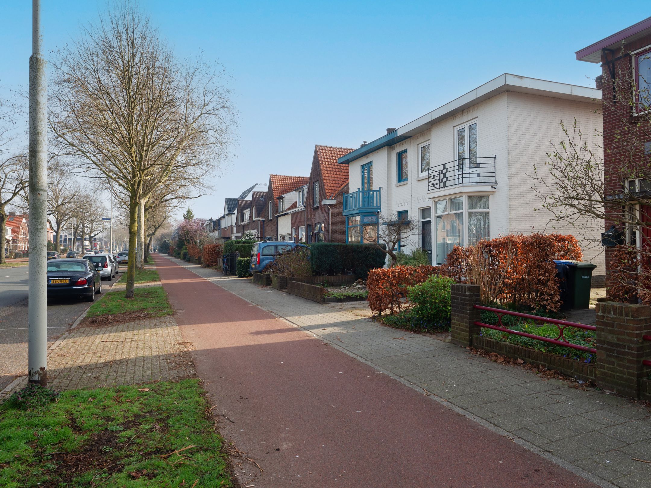 Spacious semi-detached home with 3 bedrooms on a 510 m² plot in St. Anna — 25