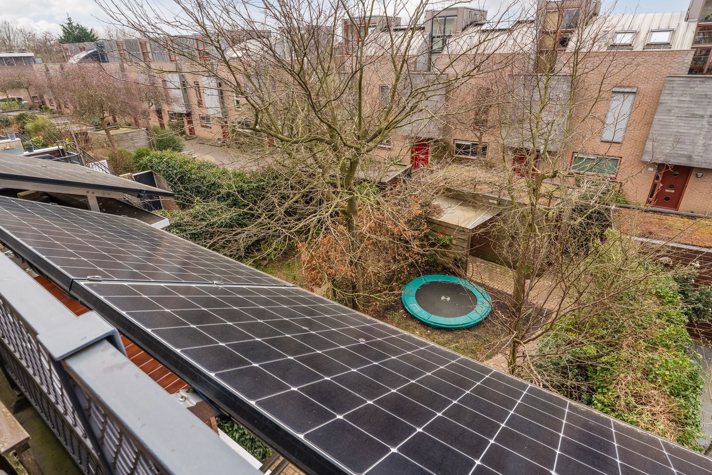 Nagenoeg energieneutrale gezinswoning met zonnige tuin in Poelgeest — 33