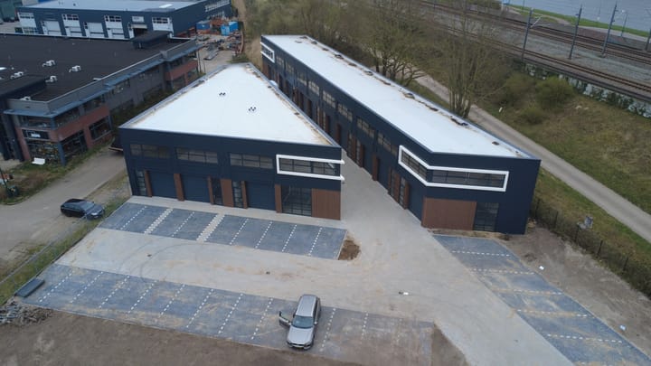 Angstelkade 1-E, Nieuwersluis